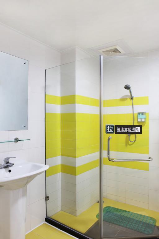 7Days Inn Guilin Zhengyang Road Pedestrain Street Quế Lâm Phòng bức ảnh