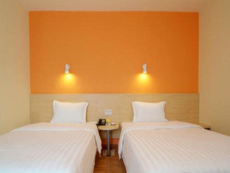 7Days Inn Guilin Zhengyang Road Pedestrain Street Quế Lâm Ngoại thất bức ảnh